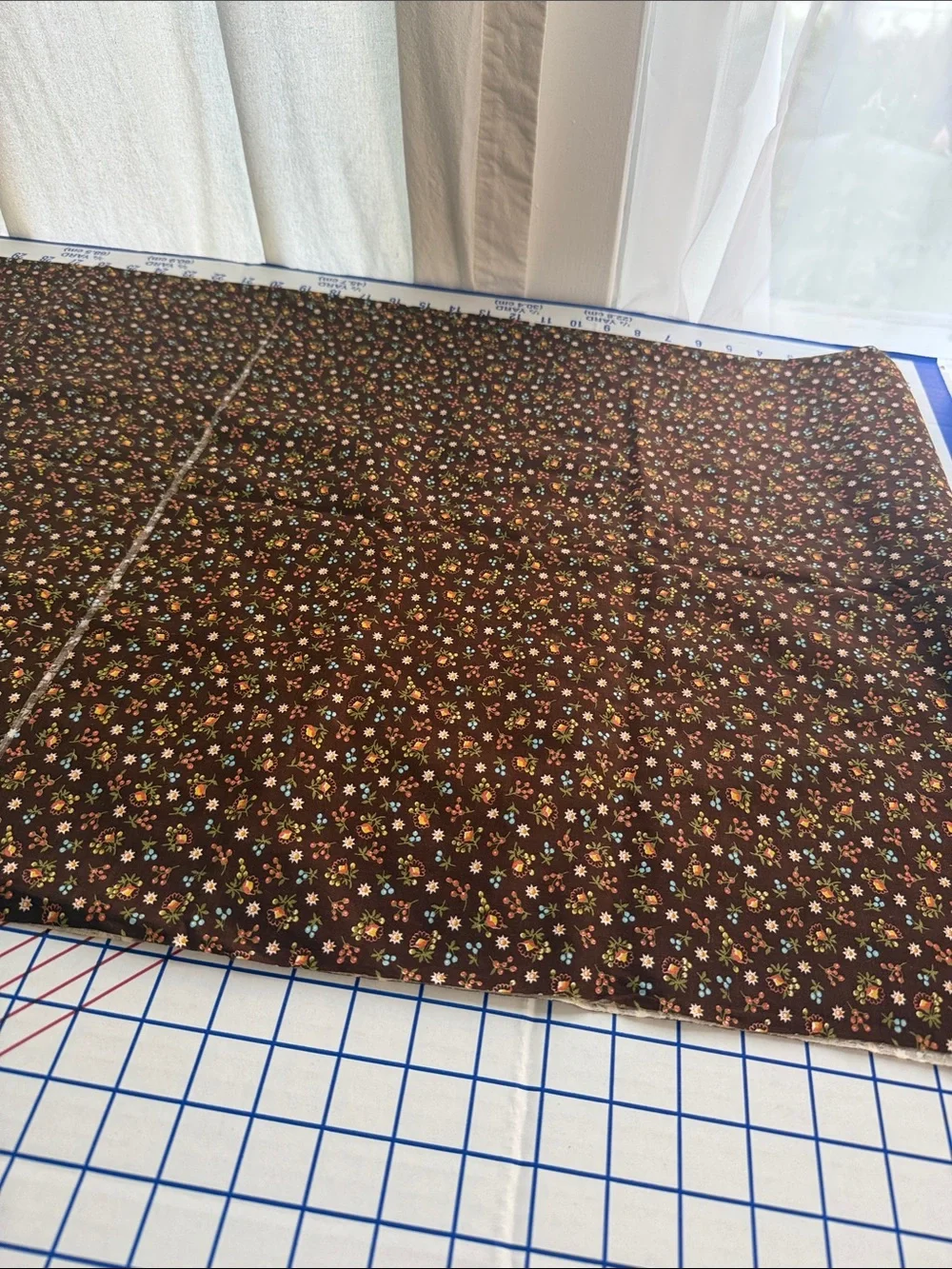 Vintage 1970s Brown Calico Floral Cotton Fabric 3 Yards x 42” Tiny Folk Print